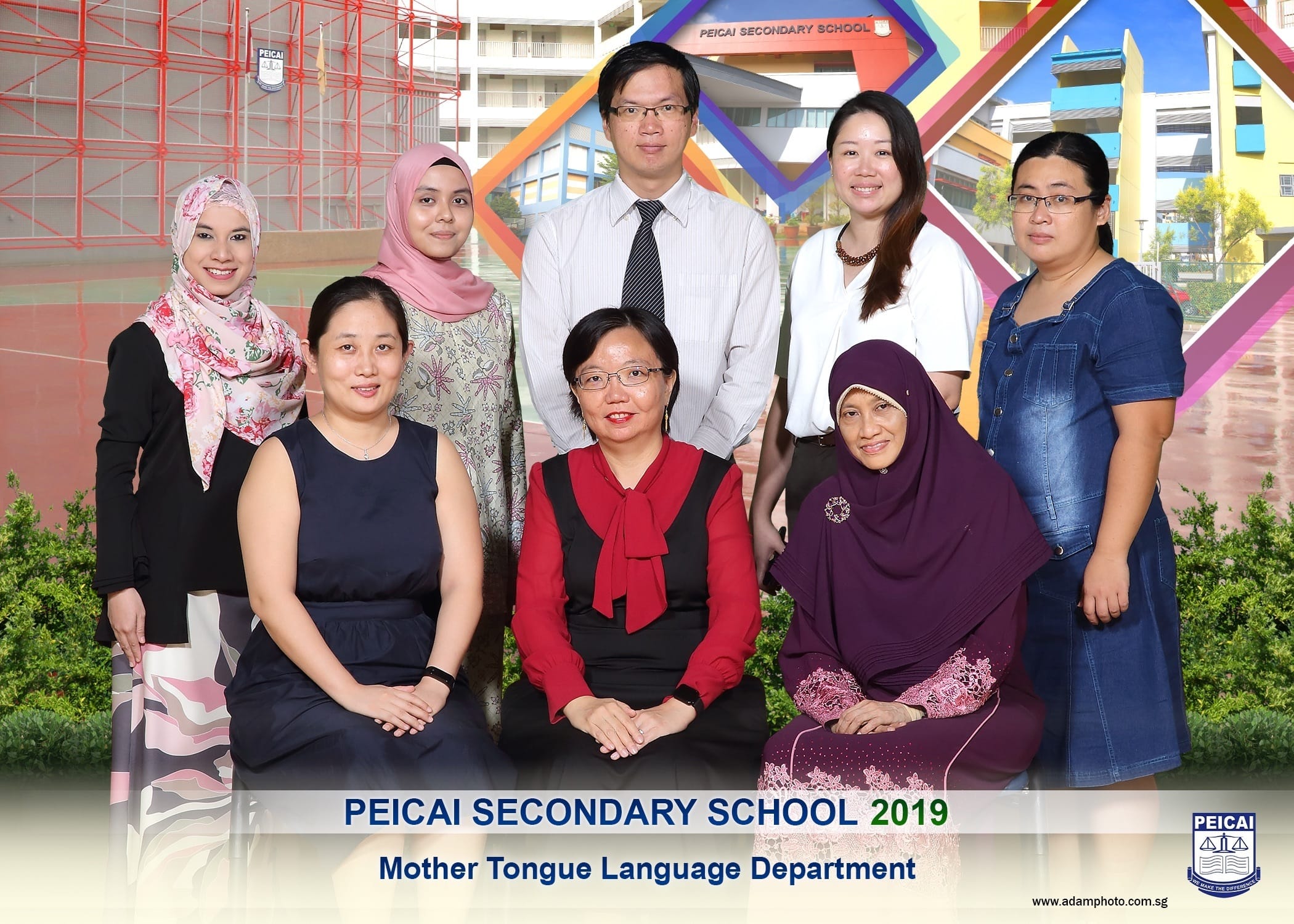 Eight staff members of Peicai Secondary School 2019 Mother Tongue Language Department pose for a group photo.